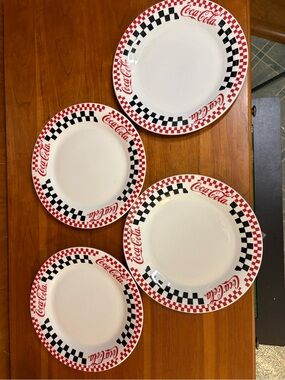 Coca-Cola Gibson 1996 Dinner Plate Set of 4 White Red Black Checkered Rim